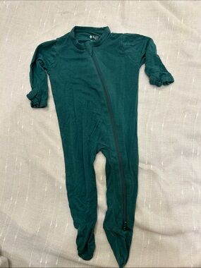 Kyte baby green footie 0-3